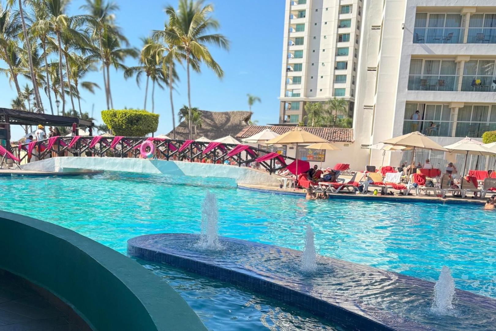 With Panoramic Ocean Views & Balcony! * Puerto Vallarta