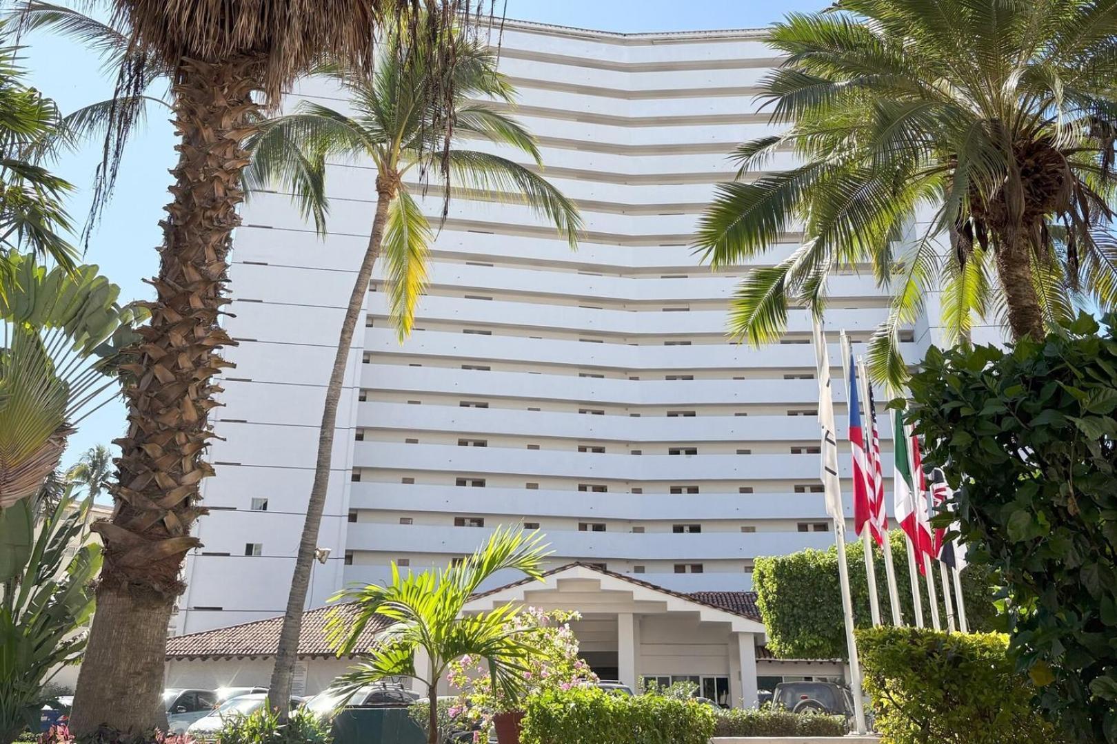 With Panoramic Ocean Views & Balcony! * Puerto Vallarta